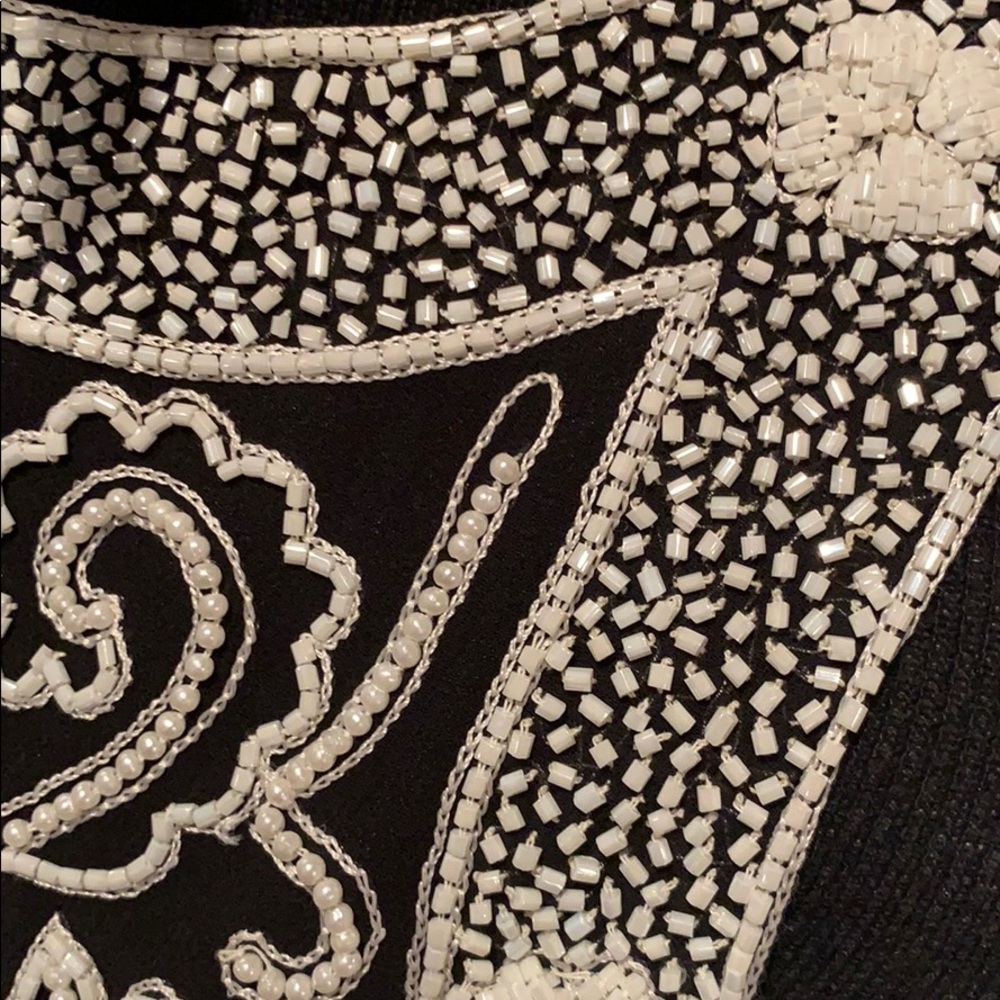 Hand beaded top - Picture 4 of 7